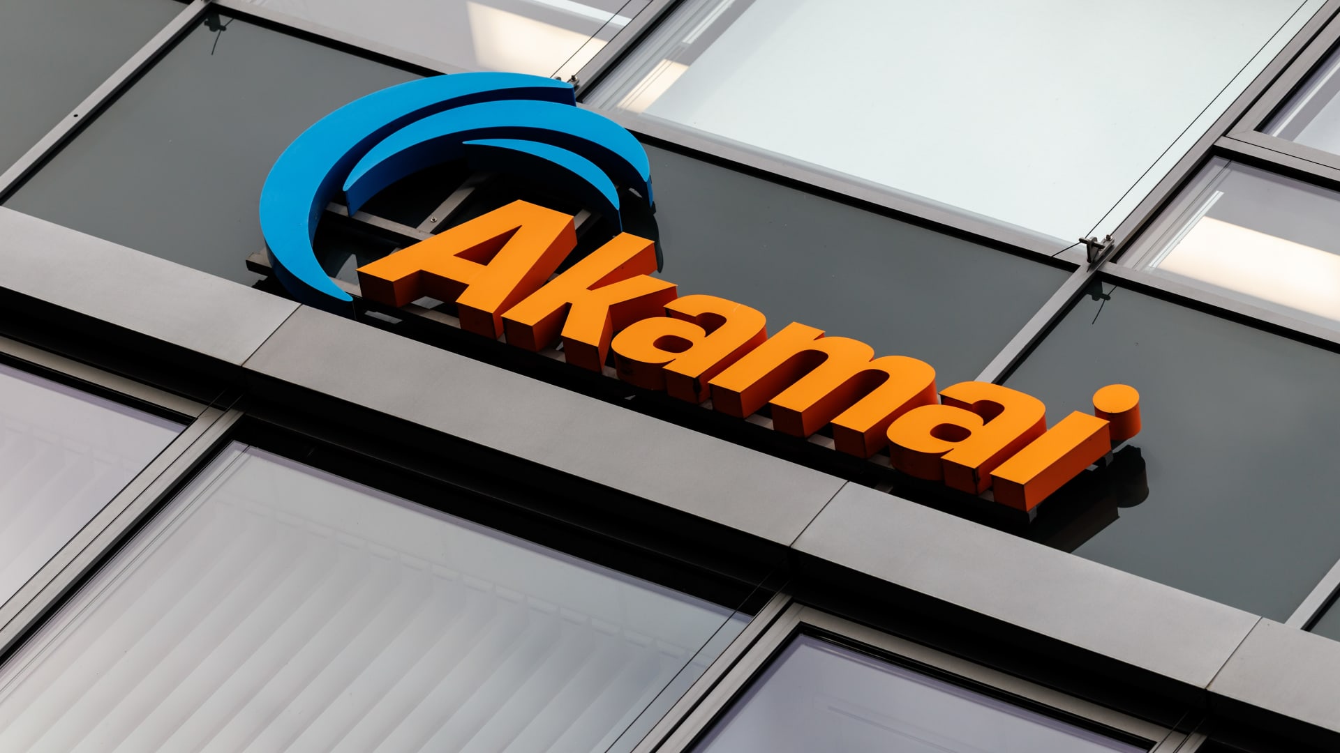 Akamai 公司招牌