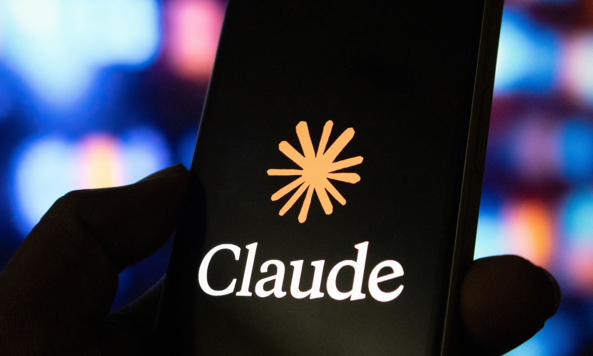 手機上嘅 Claude 標誌