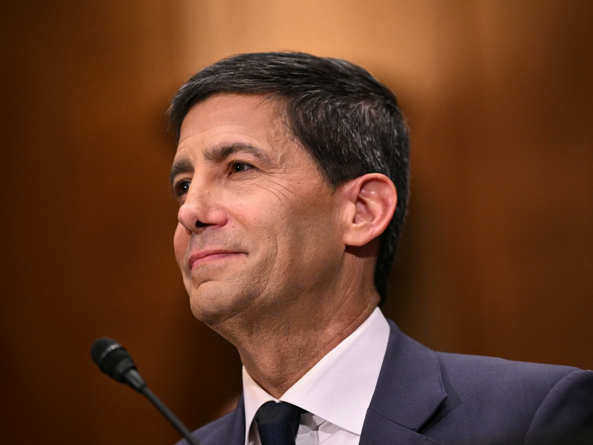Kevin Warsh 出席參議院提名聽證