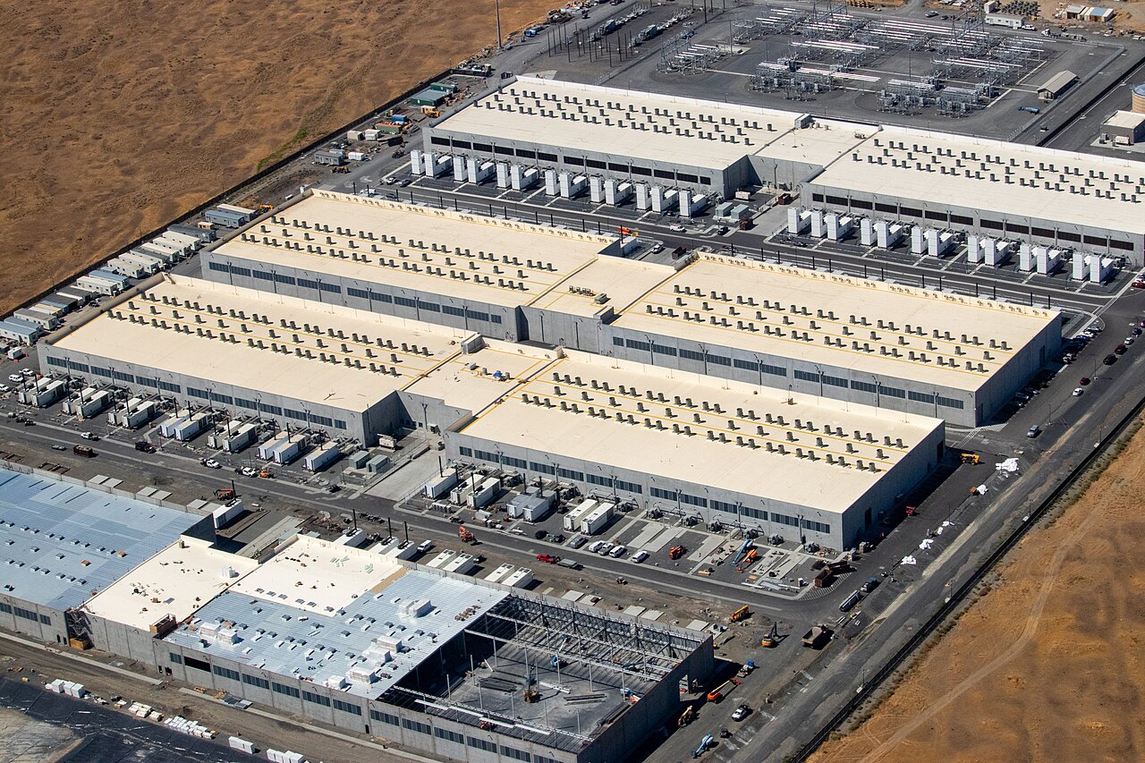 AWS us-west-2 data centers aerial view