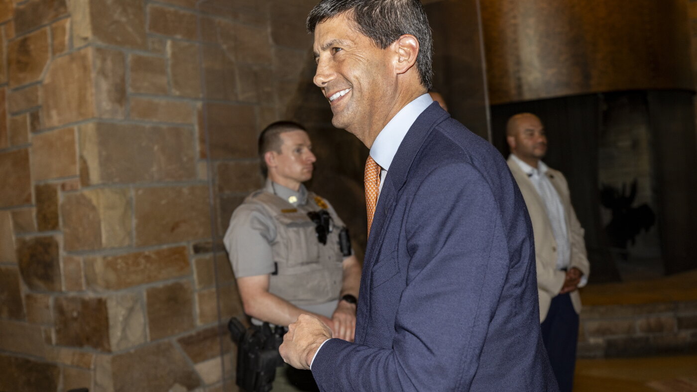Kevin Warsh 喺 Jackson Lake Lodge